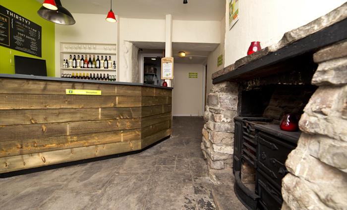 Reception & Bar